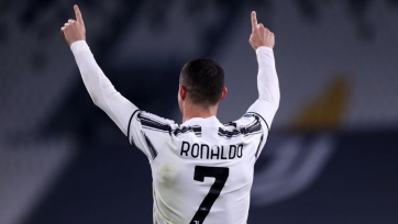 Роналду повторил рекорд Месси по голам в домашних матчах ЛЧ