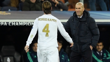Зидан признал, что ситуация с контрактом Рамоса влияет на «Реал» 