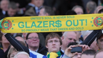 Невилл: «Глейзерам больше нет места в Манчестере»