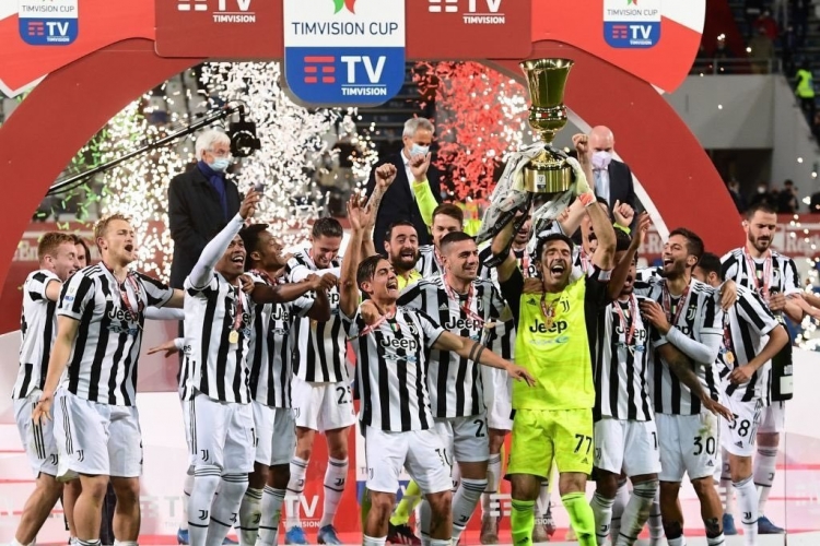 «Ювентус» выиграл Кубок Италии, в финале победив «Аталанту»