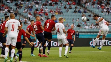 Дании хватило 5 минут, чтобы повести в счете в матче против Чехии