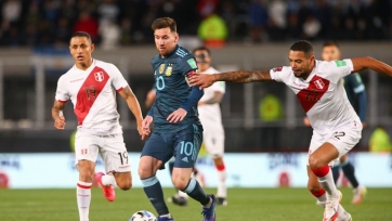 Месси предъявил претензии арбитру матча Аргентина - Перу