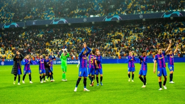 «Барселона» посвятила Агуэро победу над «Динамо»