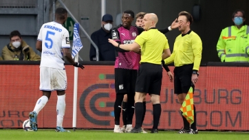 В Германии впервые матч был отменен из-за расизма