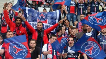 Фанаты «ПСЖ» выразили недовольство клубом