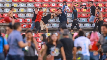 17 фанатов погибли в драке во время матча чемпионата Мексики