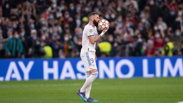 Хет-трик Бензема принес «Реалу» победу над «ПСЖ» и вывел в четвертьфинал Лиги чемпионов
