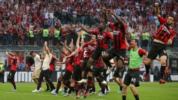 Красно-черная феерия: как «Милан» вернулся на вершину
