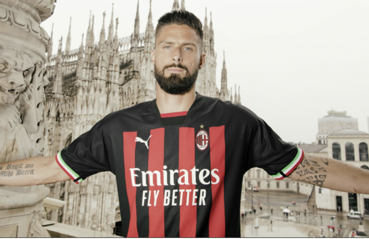 «Милан» презентовал домашнюю форму будущего сезона. Фото + видео