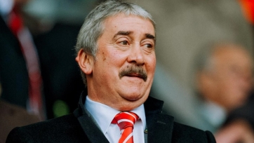Скончался экс-владелец «Ливерпуля», при котором клуб брал ЛЧ в 2005 году