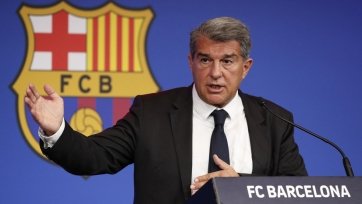 Президент «Барселоны» назвал игроков, которые должны покинуть клуб