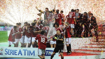 «Милан» забрал все главные награды прошедшего сезона Серии А