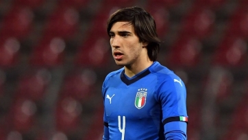Основной игрок «Милана» покинул расположение сборной Италии