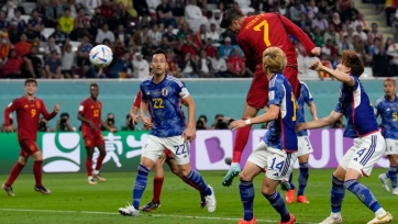 Япония в волевом стиле обыграла Испанию – обе команды вышли в плей-офф, Германия вылетела