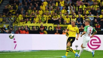 Дортмундская «Боруссия» победила «Аугсбург» в драматичном матче с семью голами