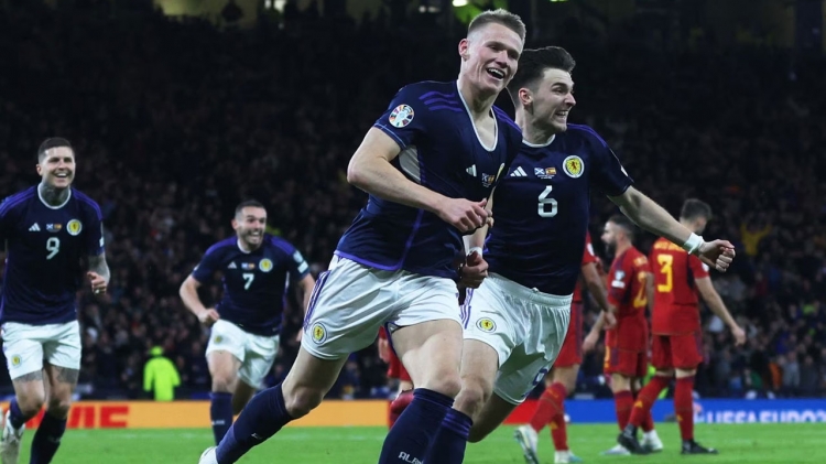 Шотландия – Испания – 2:0. Обзор матча и видео голов