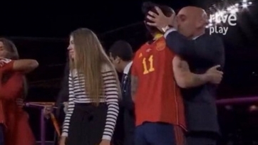 ФИФА отстранила президента испанской федерации из-за скандала с домогательствами