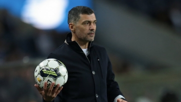 Тренер «Порту» намекнул на предвзятое судейство в матче против «Барселоны»
