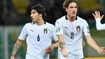 Два игрока сборной Италии покинули расположение команды для допроса