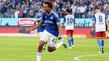 «Бавария» и «Лейпциг» хотят подписать хавбека «Шальке»